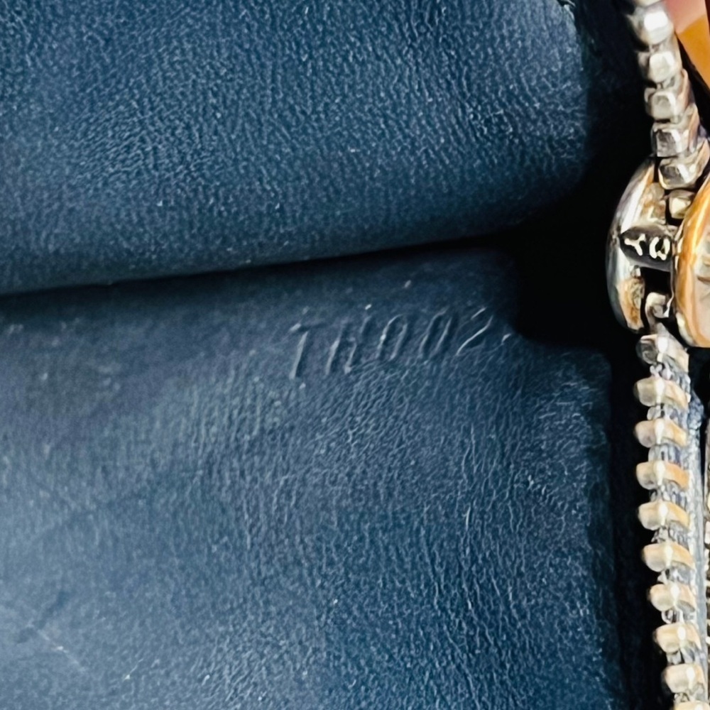 Louis Vuitton Black Monogram Wallet - Picture 11 of 11